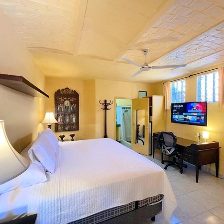 Estrellita'S Bed & Breakfast 阿吉吉克 外观 照片