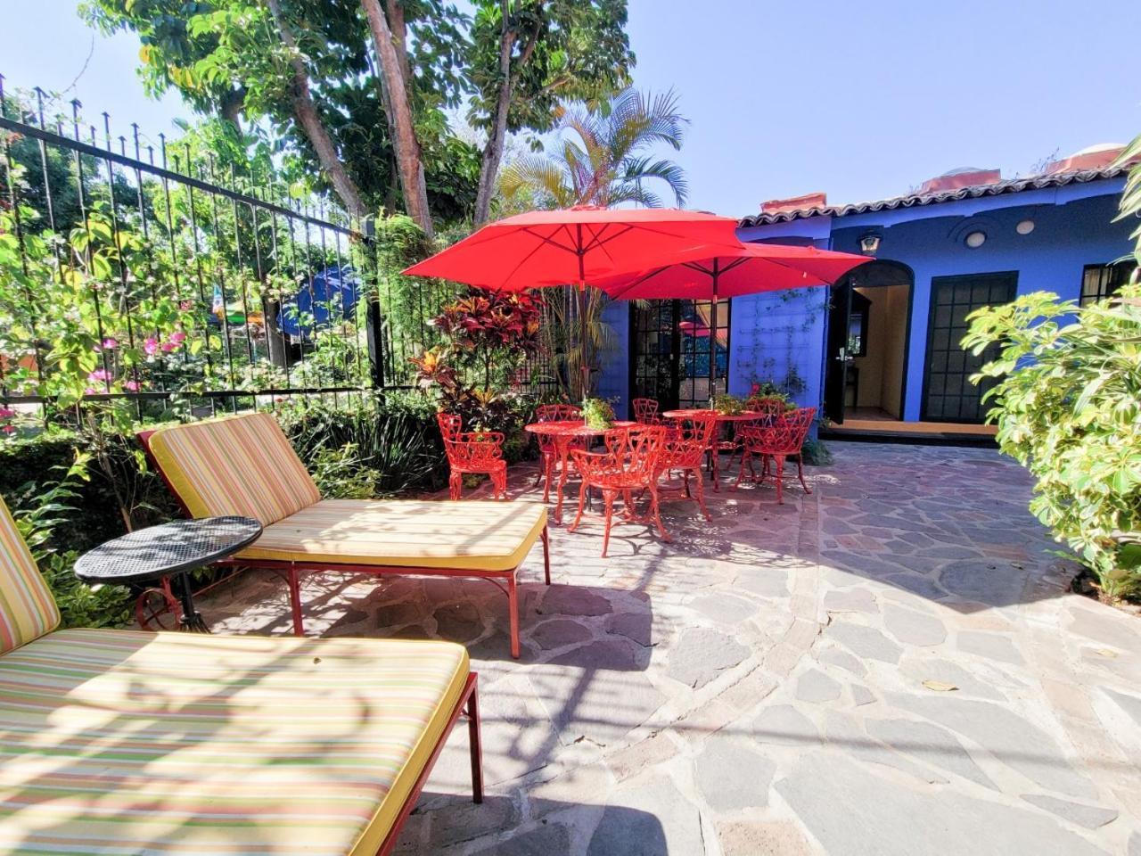 Estrellita'S Bed & Breakfast 阿吉吉克 外观 照片