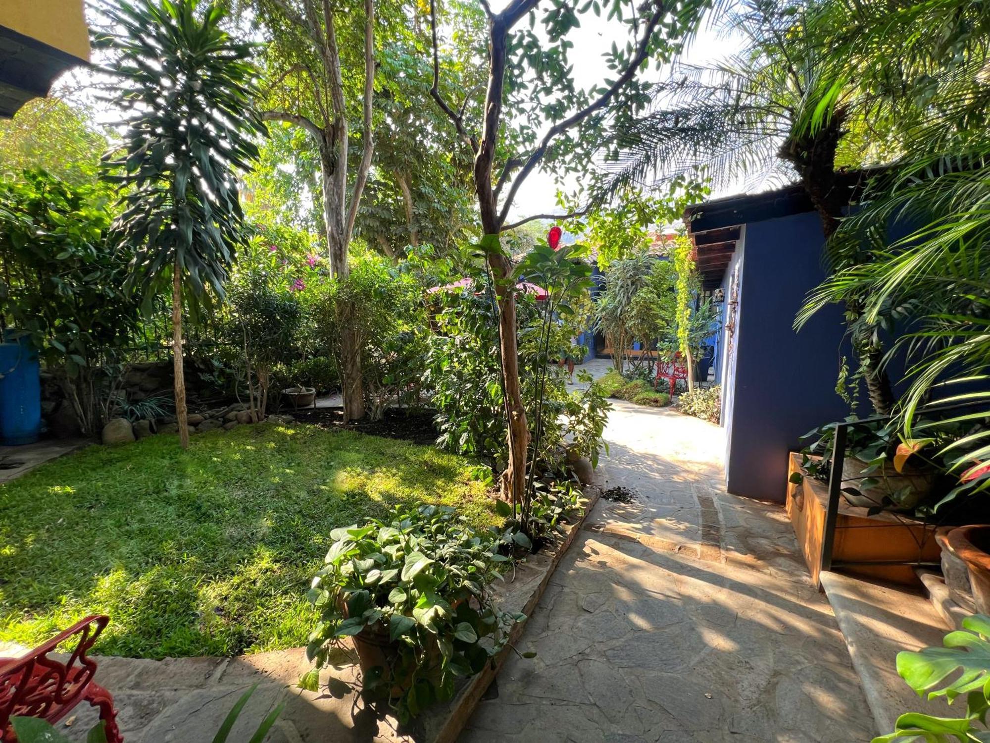 Estrellita'S Bed & Breakfast 阿吉吉克 外观 照片